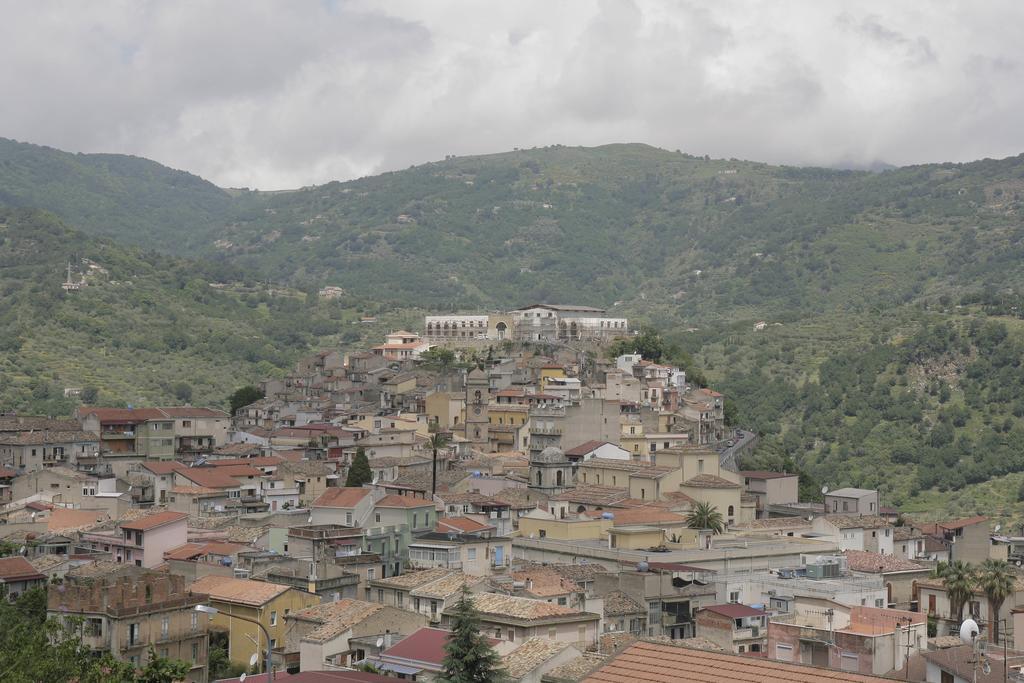 Agriturismo Il Daino Villa San Piero Patti Kültér fotó