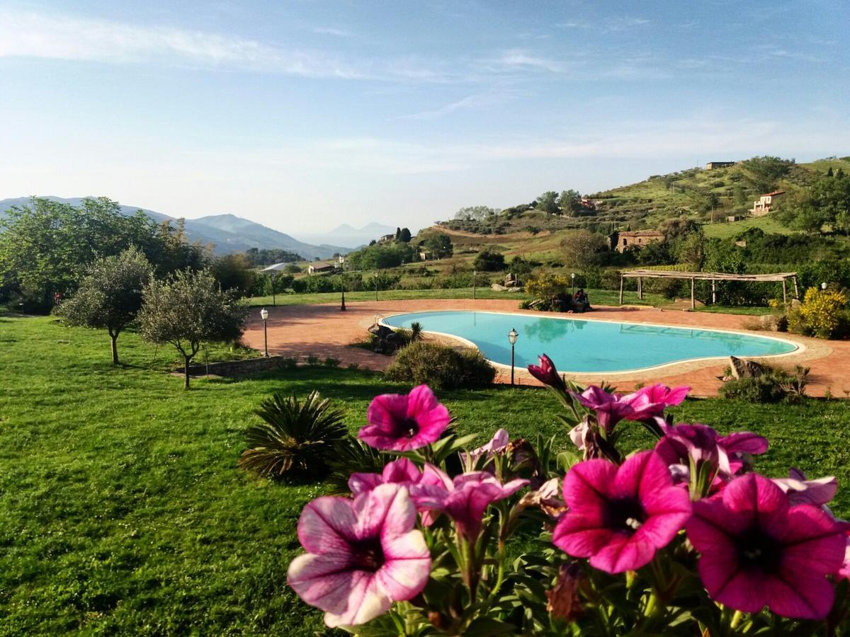 Agriturismo Il Daino Villa San Piero Patti Kültér fotó